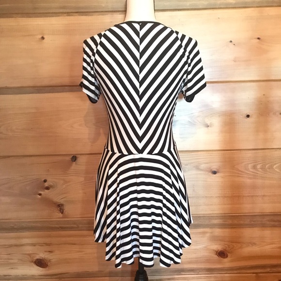 NWOT Striped Babydoll Tunic Top - Picture 2 of 4